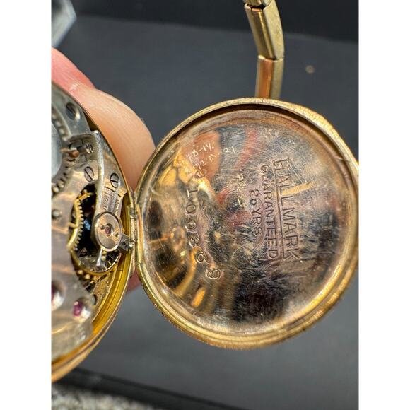 Vintage Hallmark Swiss 1/20 10KT GF Top 15Jewels Art Deco Bracelet Watch 23.5mm - Picture 13 of 14